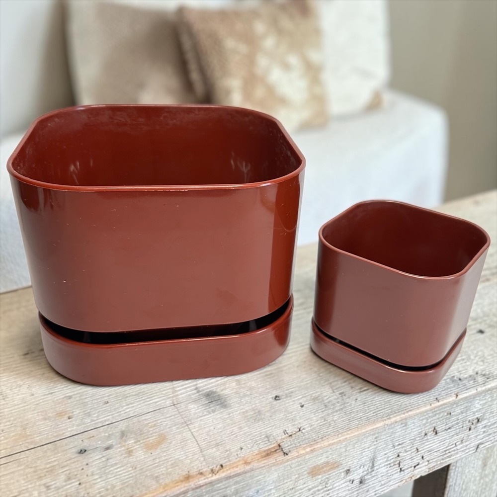 Vintage Ingrid Ltd Chicago Plastic Planter Pots Set of 2 MCM Retro Brown